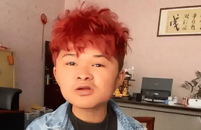 穆里尼奥梦碎:曼城正式续约皇家马德里后防目标