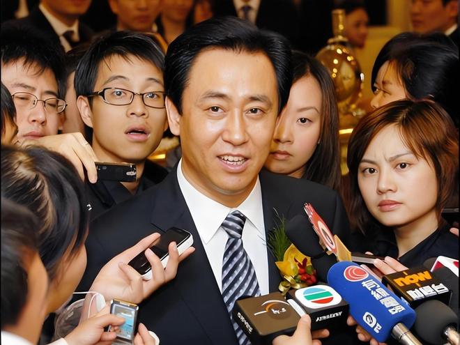 斯基拉：尤文总价1800万欧报价卢库米，博洛尼亚要价2800万