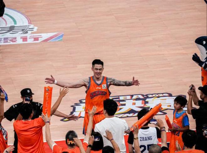 早上6点！辽宁男篮正式官宣送祝福，潜力小将球队未来重要拼图