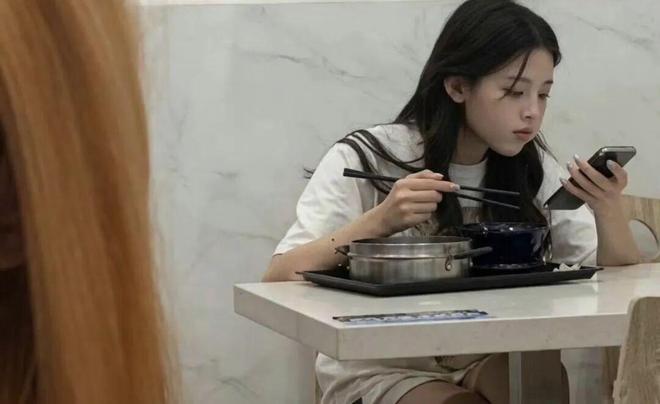有一种青春叫梅罗！伊利"7·10"威海之夜唤醒一代人记忆