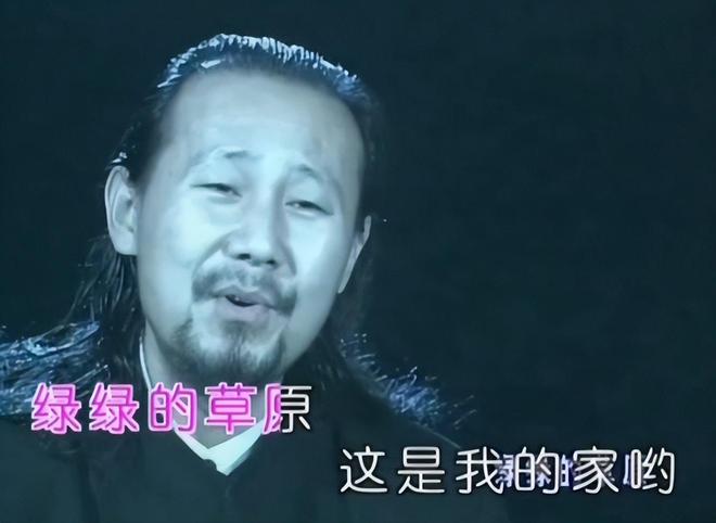 黄泽林成中国一哥迎首场败仗，郑钦文美网换装紫气东来变鸿运当头