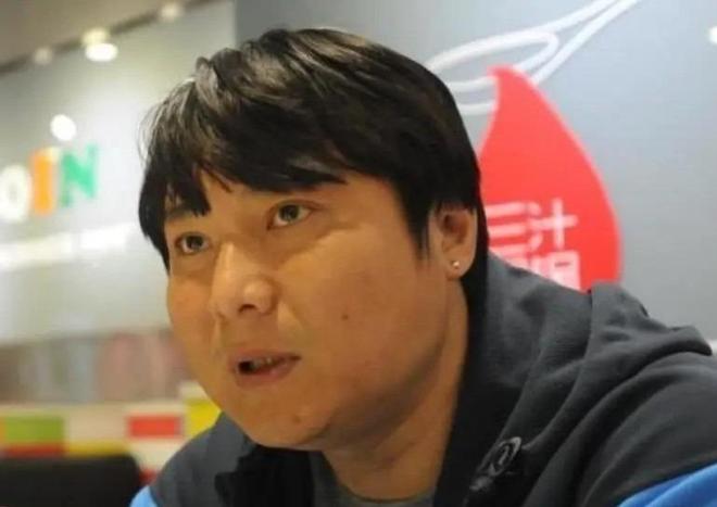 恭喜！杜锋姐姐当选新疆篮协副会长，朱芳雨新决定，宏远旧将退役